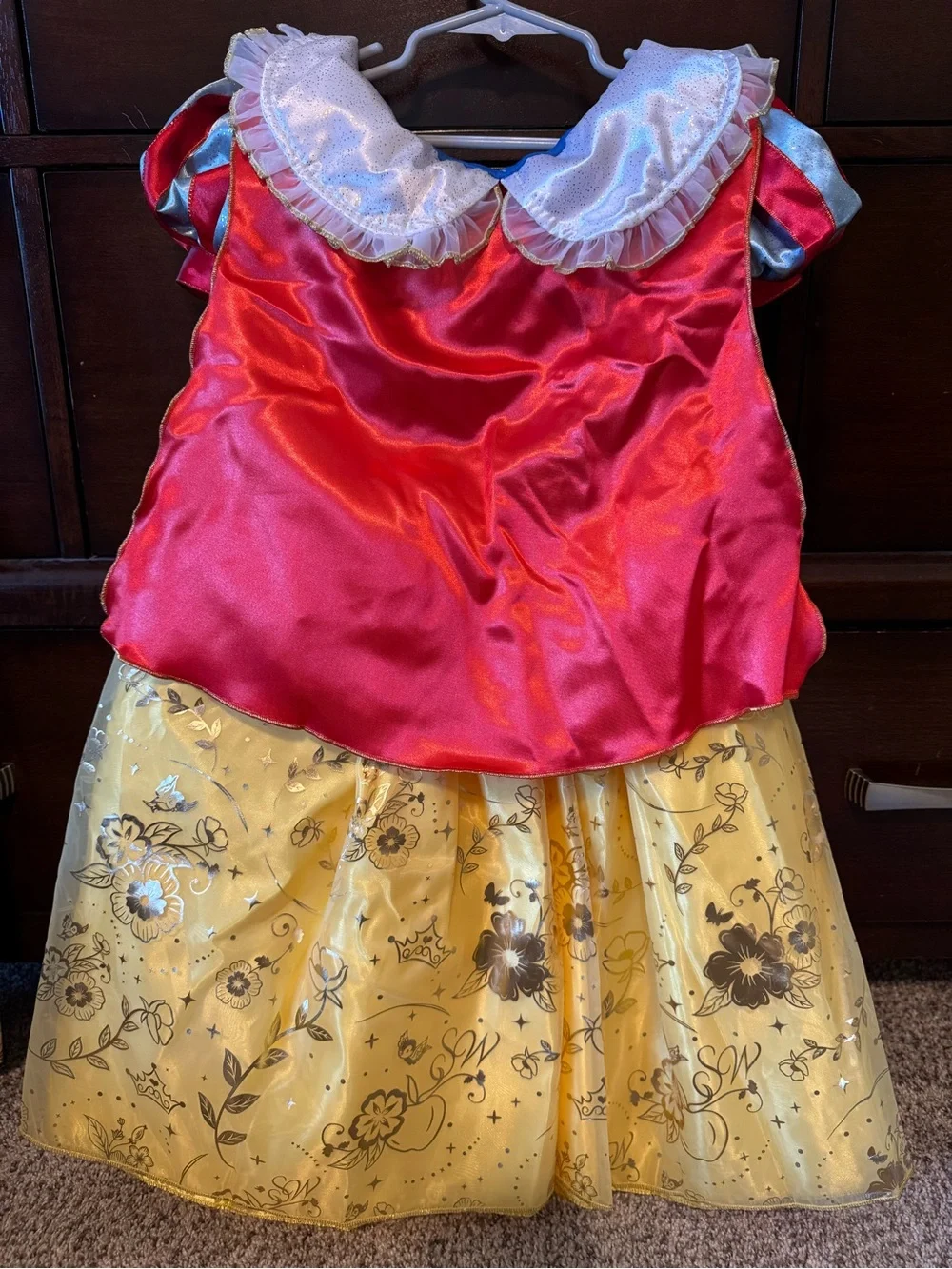 Disney Snow White Princess from Bibbidi Bobbity Boutique - Picture 3 of 3